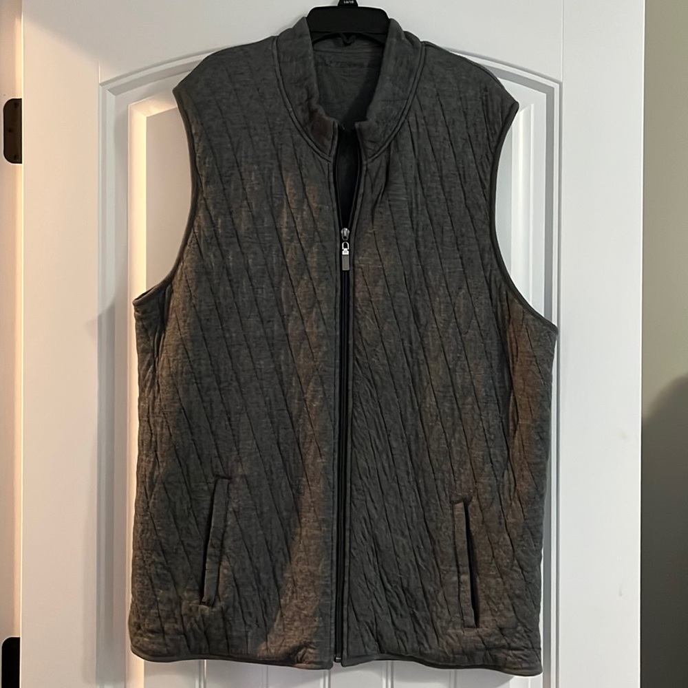 Gray Mizzen+Main zip up vest
